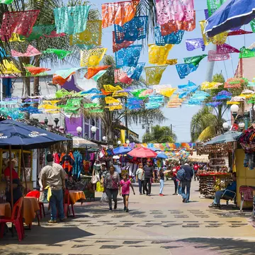 Spend an afternoon shopping at Plaza Santa Cecilia. Sherry Smith/Getty Images