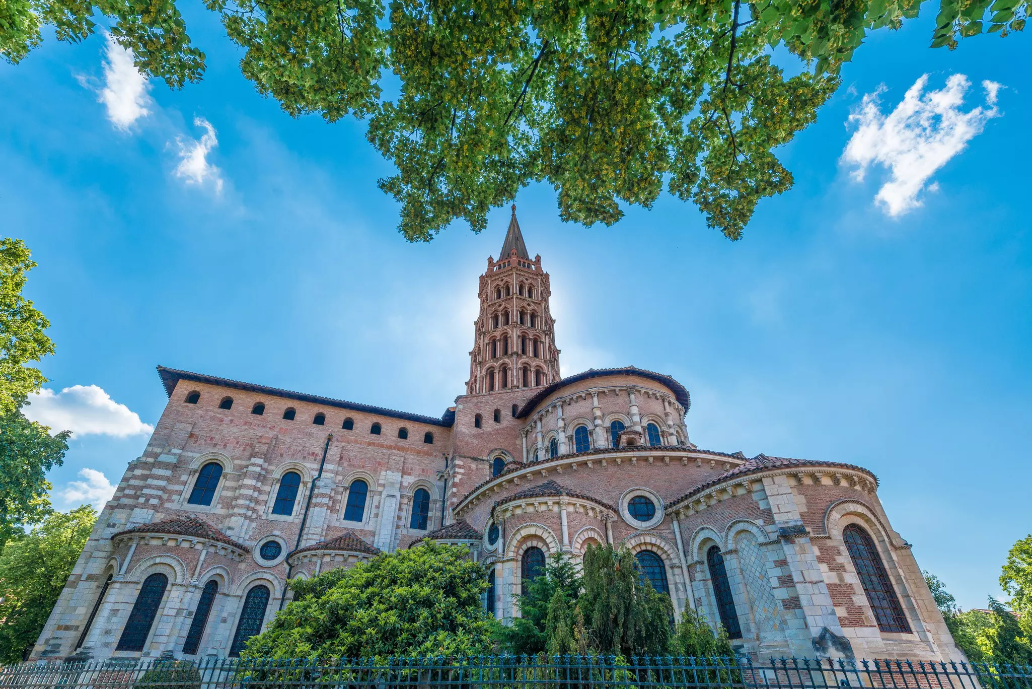 The pink hue of the Romanesque Basilique St-Sernin in Toulouse. Anibal Trejo / Shutterstock