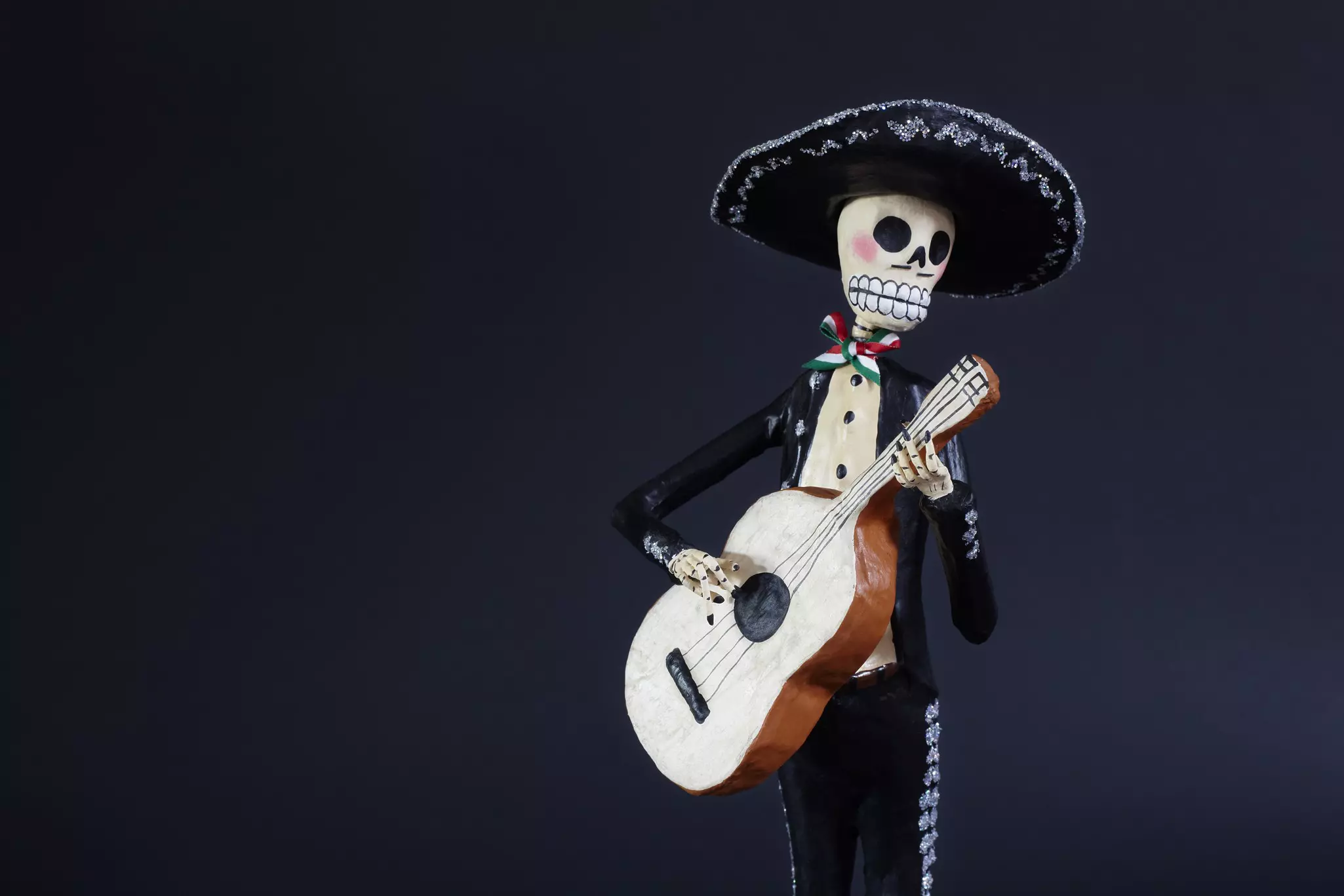 The Catrina, or Day of the Dead doll, is one of the most popular figures of the Mexican Dia De Los Muertos © ellenkirkpatrick / Getty Images