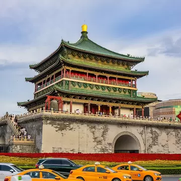 XI’AN, CHINA - JULY 27, 2023: Bell Tower of Xi'an (1384) -is a symbol of the city of Xi'an and one of the grandest of its kind in China. , License Type: media, Download Time: 2026-08-27T15:14:53.000Z, User: LP_NZhan, Editorial: true, purchase_order: 65050 - Digital Destinations and Articles, job: App Content, client: Lonely Planet App, other: Nadine Zhan