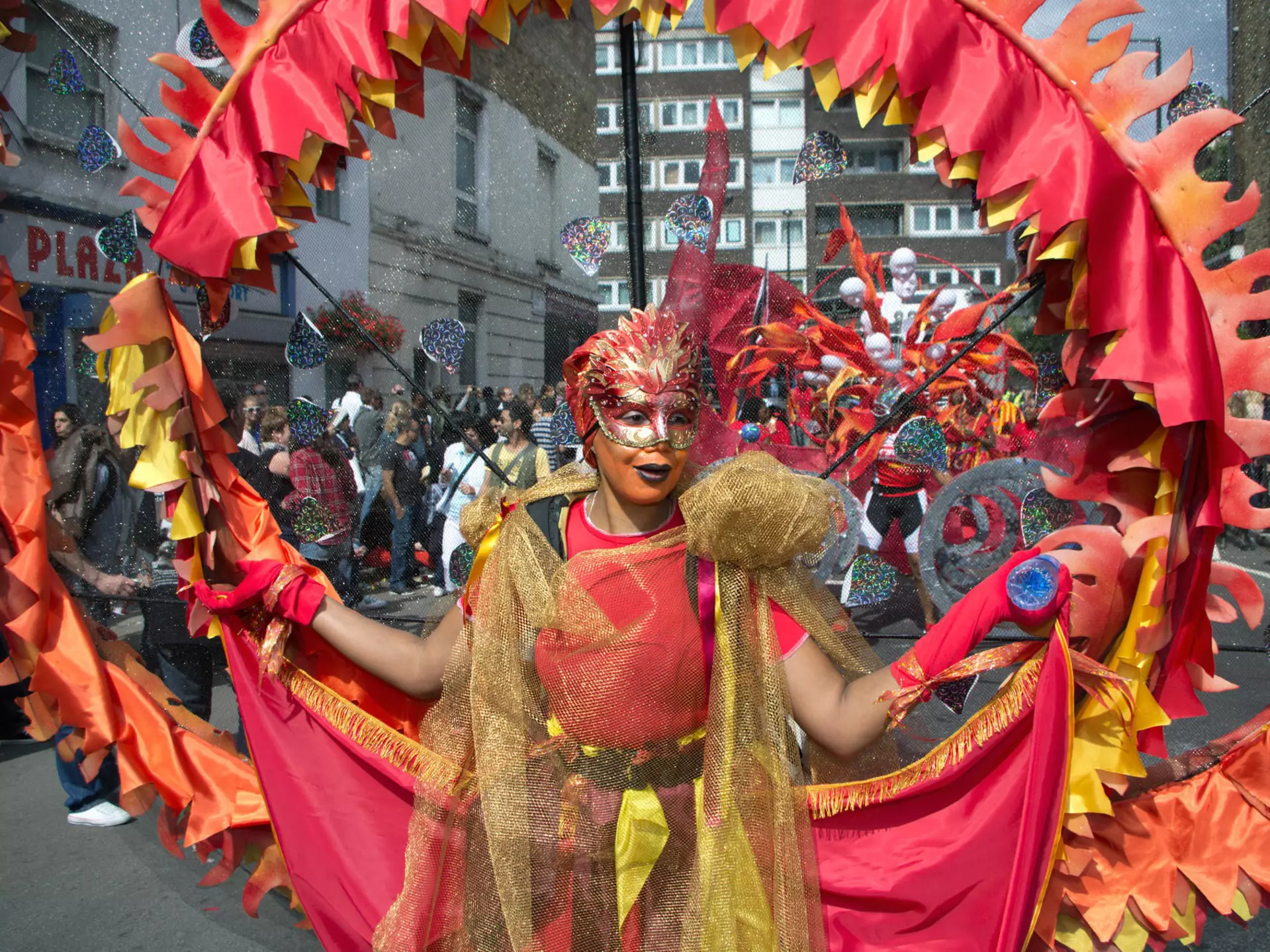 Performer takes part in the Notting Hill Carnival © jbor/Shutterstock