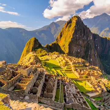 The afternoon sun bathing Machu Picchu in a warm light ©Anton_Ivanov/Shutterstock
