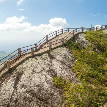 La Gran Piedra, Sierra Maestra, Cuba. Shutterstock