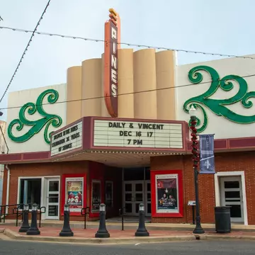 Lufkin, USA – November 23, 2022 - The moderne style historic Pines Theater in downtown Lufkin in Angelina County, Texas, License Type: media, Download Time: 2025-02-28T13:58:55.000Z, User: Ppeterson948, Editorial: true, purchase_order: 56530 - Guidebooks, job: Global Publishing WIP , client: Global Publishing WIP , other: Pia Peterson Haggarty