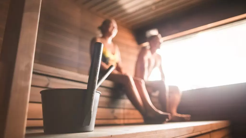 Plan your visit to the saunas, woodland trails and cultural sites of Tampere with this guide © Laura Vanzo / Saunaravintola / Kuuma