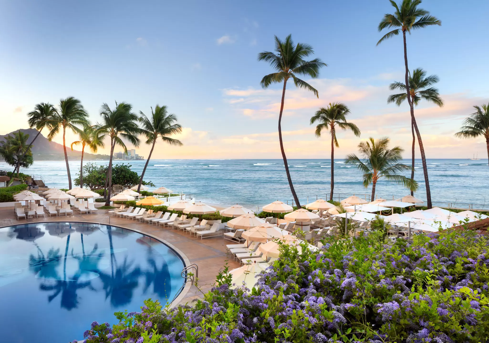 Courtesy images from Halekulani/The Leading Hotels of the World in Honolulu, Hawai‘i. Descriptions in file names.
To be used in "These Honolulu hotels combine luxury with local Hawaiian experiences" - by Ann Douglas Lott

Contact Noelle Kudelko nkudelko@lhw.com if you need more information