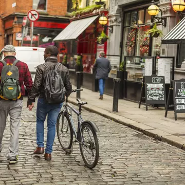 Read on for expert tips to make your money go further in Ireland © davidf / Getty Images