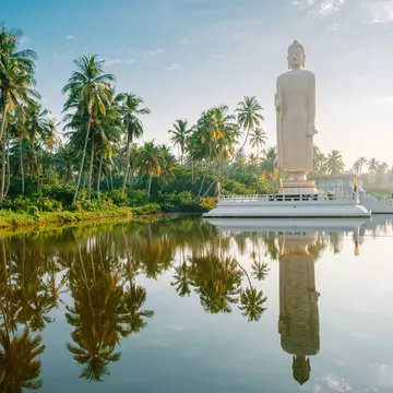 Sri Lanka has made great strides to recover from so many hardships, this most recent setback should not keep you away. Ffilipovich / Getty Images