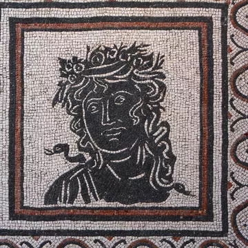 Roman mosaic with Medusa from Pompeii, Italy, License Type: media, Download Time: 2024-12-10T03:00:53.000Z, User: claramonitto, Editorial: false, purchase_order: 56530 - Guidebooks, job: Global Publishing-WIP, client: Southern Italy 8, other: Clara Monitto
