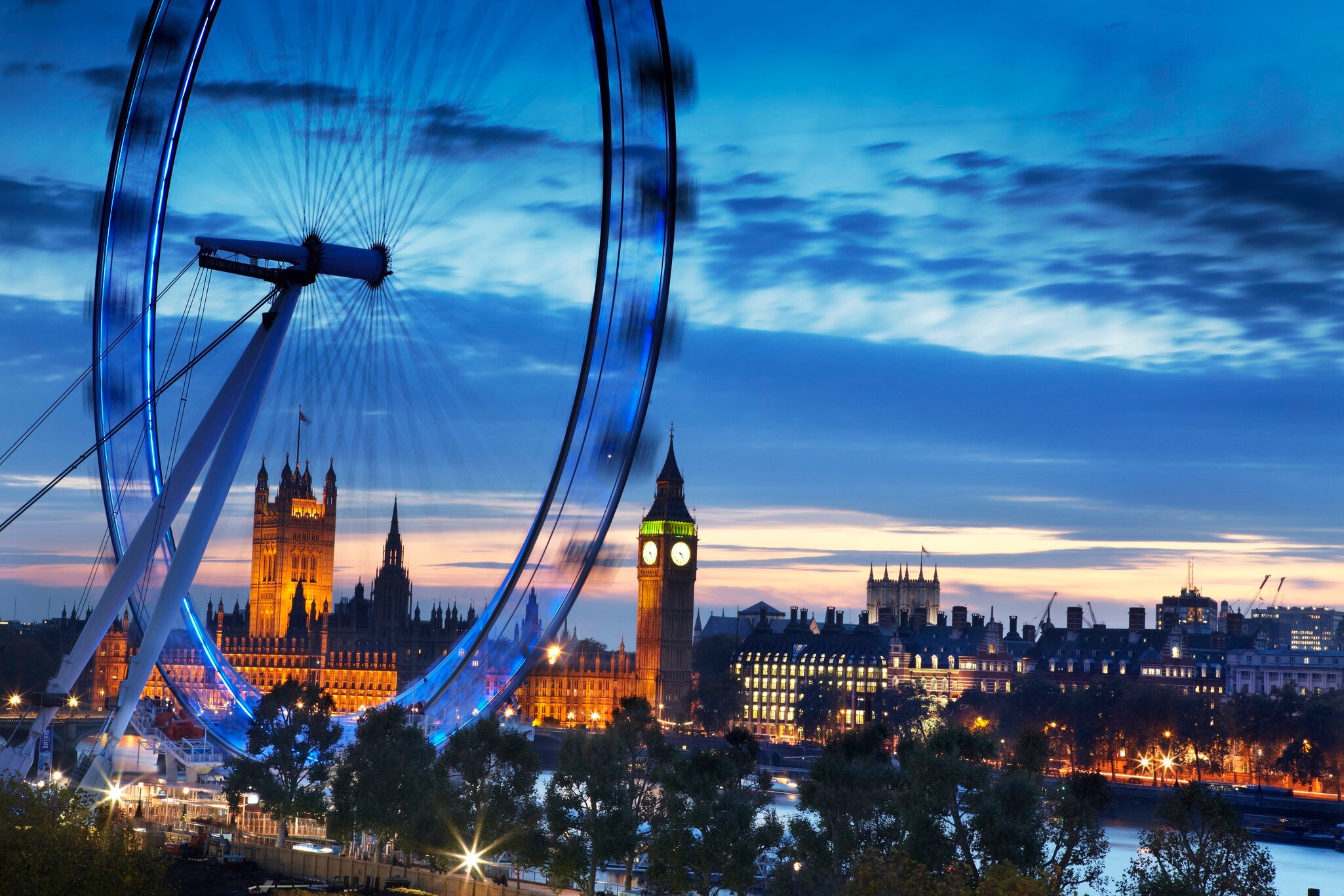 It's hard not to gawp at the glorious panorama of the Thames, whether you're just visiting or are a long-time Londoner. Matt Munro / Lonely Planet