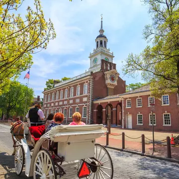 Philadelphia’s Independence Hall is where the US Constitution was signed in 1787 © f11photo / Shutterstock