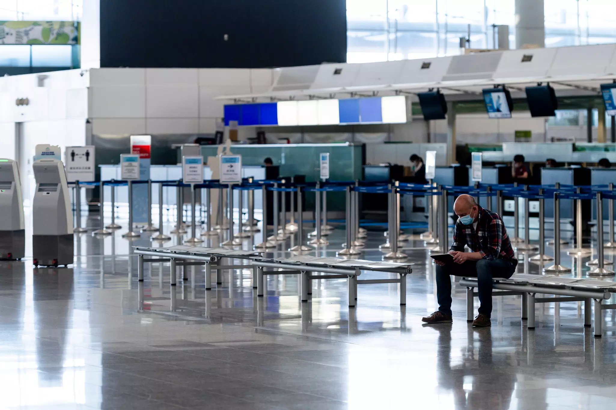 hong kong airport.jpg