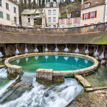 La fosse Dionne - the karst spring located in the center of Tonnerre, France.