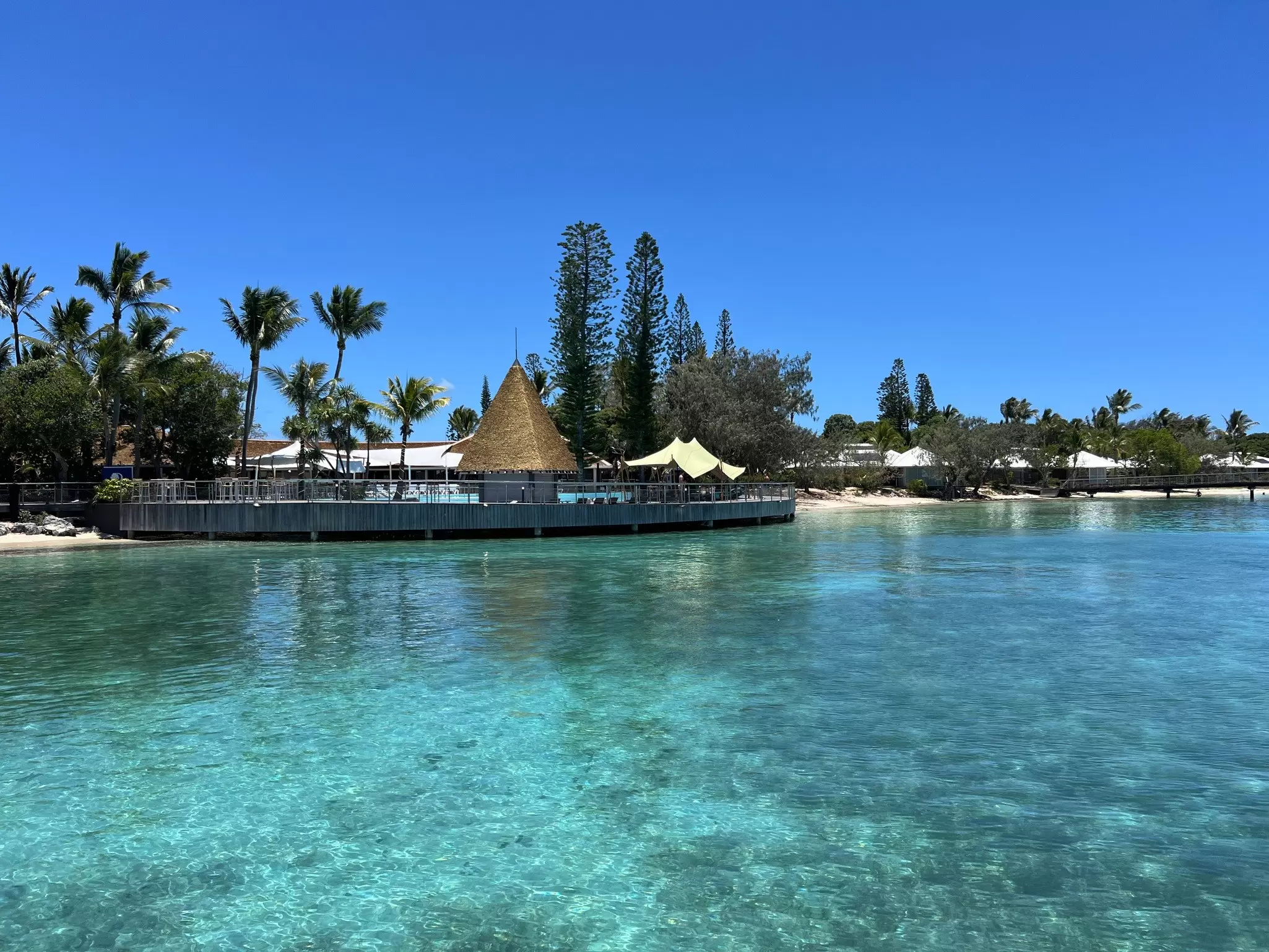 ÎLOT MAÎTRE, NEW CALEDONIA, DECEMBER 2025.
The lagoon surrounding the DoubleTree By Hilton Noumea Ilot Maitre Resort.