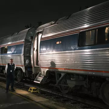 The Amtrak Silver Meteor train to New York City leaves Orlando Station, Florida in the morning © Jeremy Bassetti / Lonely Planet