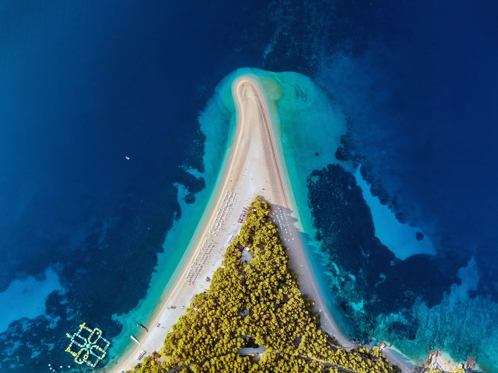 The pretty town of Bol features the horn-shaped Zlatni Rat beach, with smooth golden pebbles © Aleksandar Gospic / CNTB