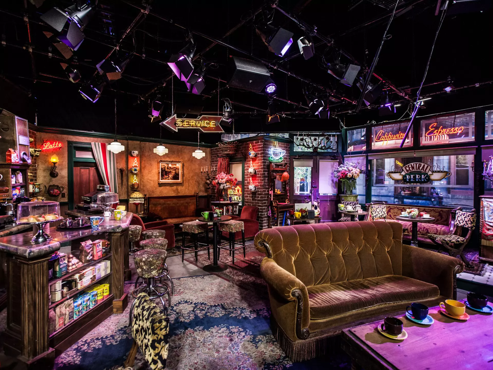 Get tickets to live tapings or visit TV sets like Central Perk from Friends on a trip to LA. Krzysztof Stefaniak/Shutterstock