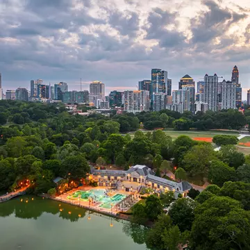 Choose the perfect time for your trip to Atlanta. Sean Pavone/Shutterstock