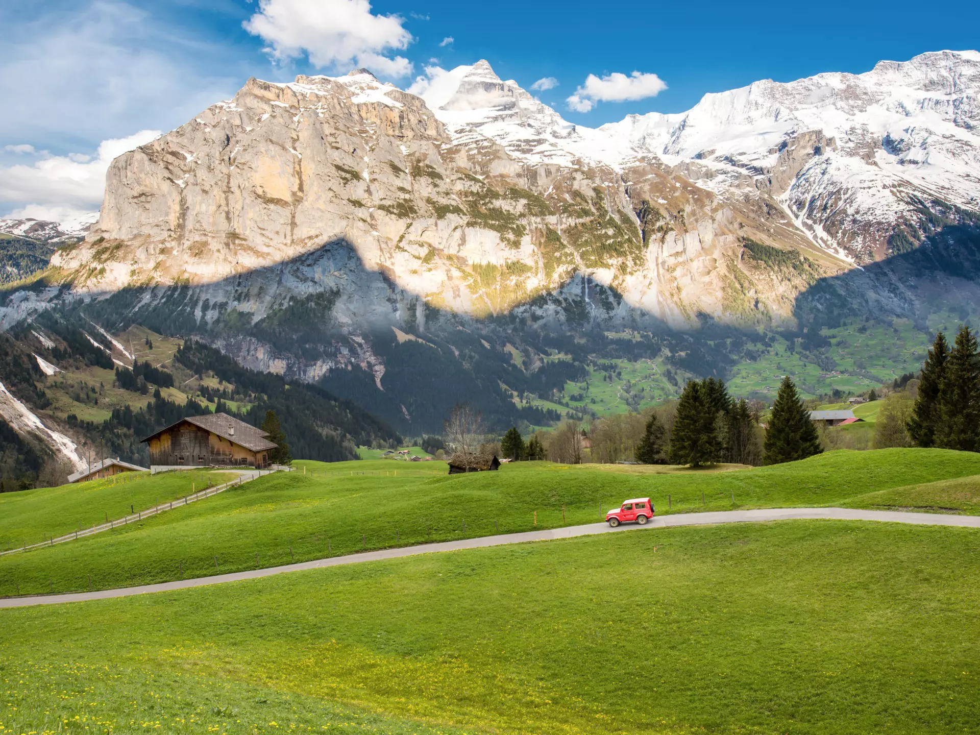 There are picturesque landscapes at every turn in Switzerland © ake1150sb / Getty Images