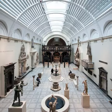 London's V&A Museum houses a treasure trove of gorgeous objects in 140 galleries. pio3/Shutterstock