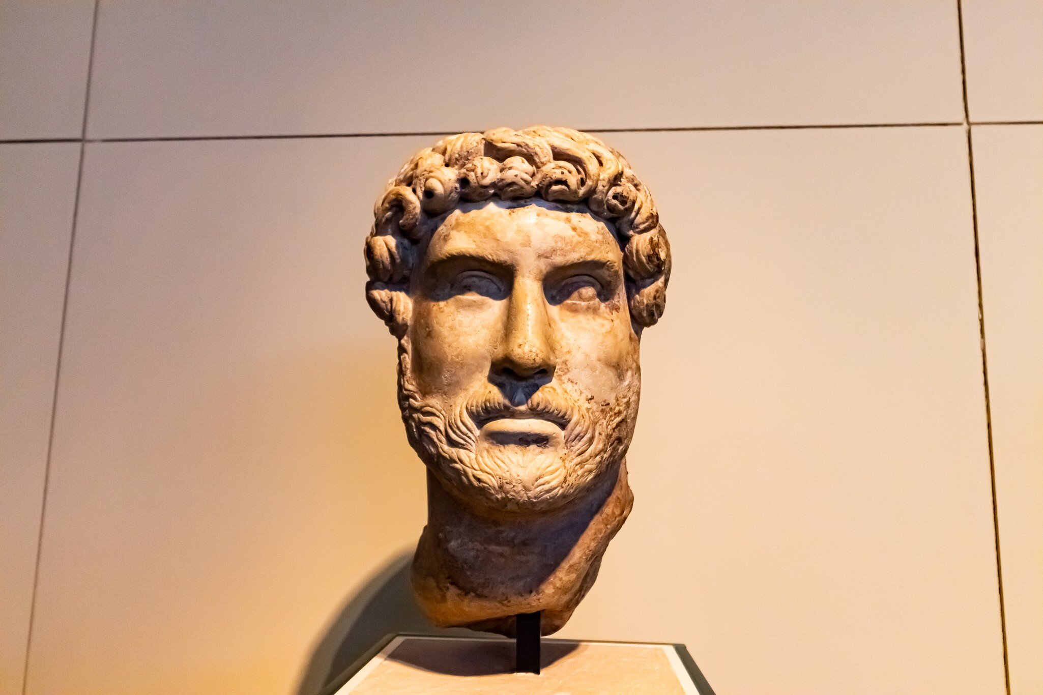 The Roman-Germanic Museum has a collection of Roman artefacts from the Roman settlement of Colonia Claudia Ara Agrippinensium, on which modern Cologne is built.