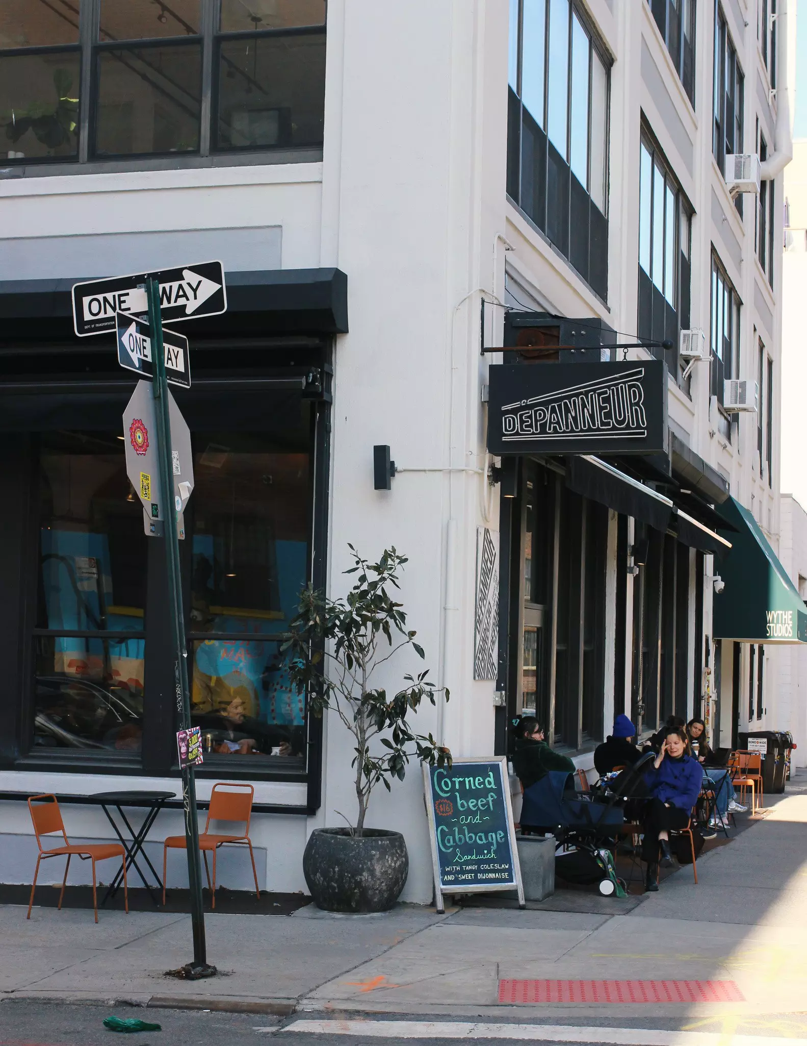 Street corner of Dépanneur, a restaurant and market in Williamsburg, Brooklyn