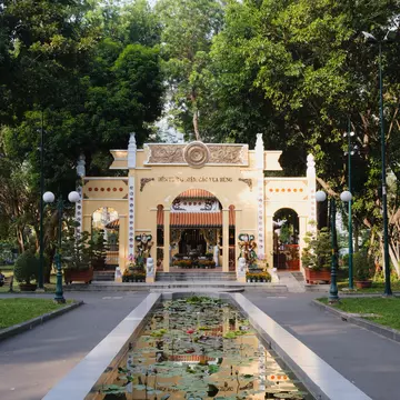 Scenes around Tao Dan Park in Ho Chi Minh City.