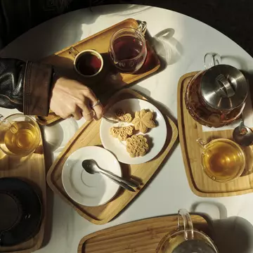 Tea break at Songlong Rock Waterfall near the Shanlinhsi (Shanlinxi) Nature Park. Meron Menghistab for Lonely Planet