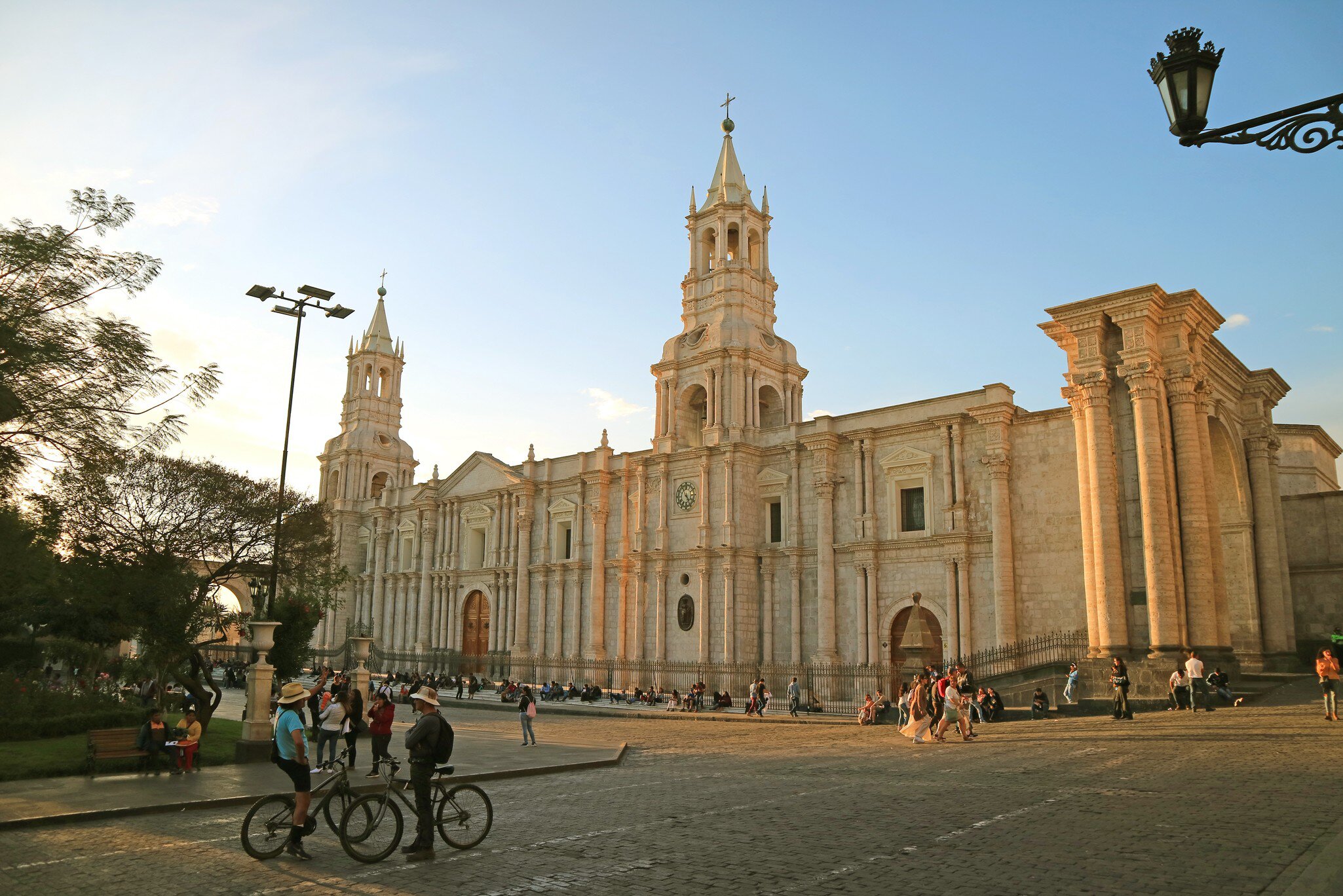 Cathedral of Arequipa on the Lively Plaza de Armas Square with many Visitors  in the Evening, Arequipa, Peru, 1st May 2018, License Type: media, Download Time: 2026-06-25T18:41:59.000Z, User: LP_NZhan, Editorial: true, purchase_order: 65050 - Digital Destinations and Articles, job: App content, client: lonely planet app, other: Nadine Zhan 