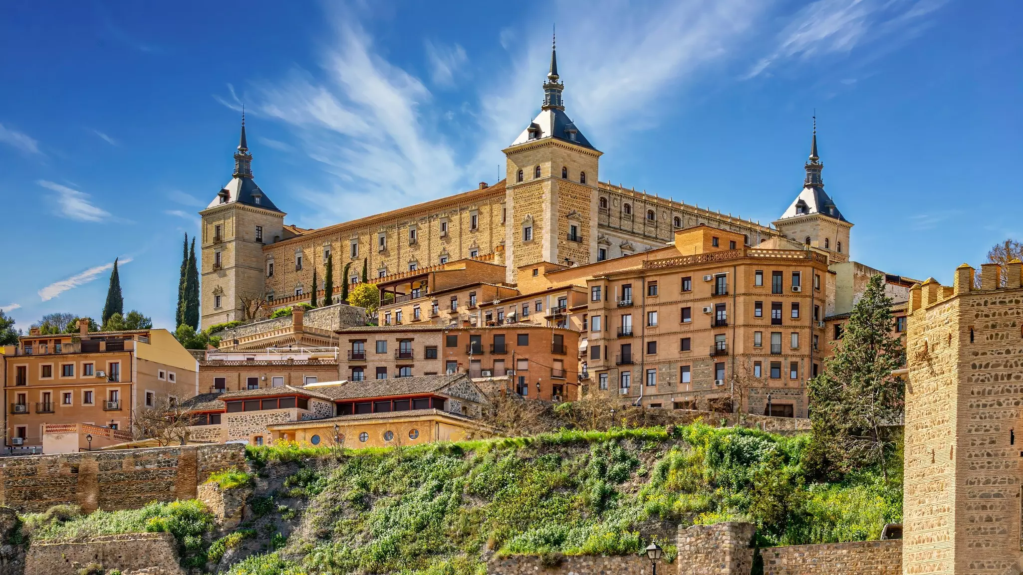 View of Toledo with the Alcazár.