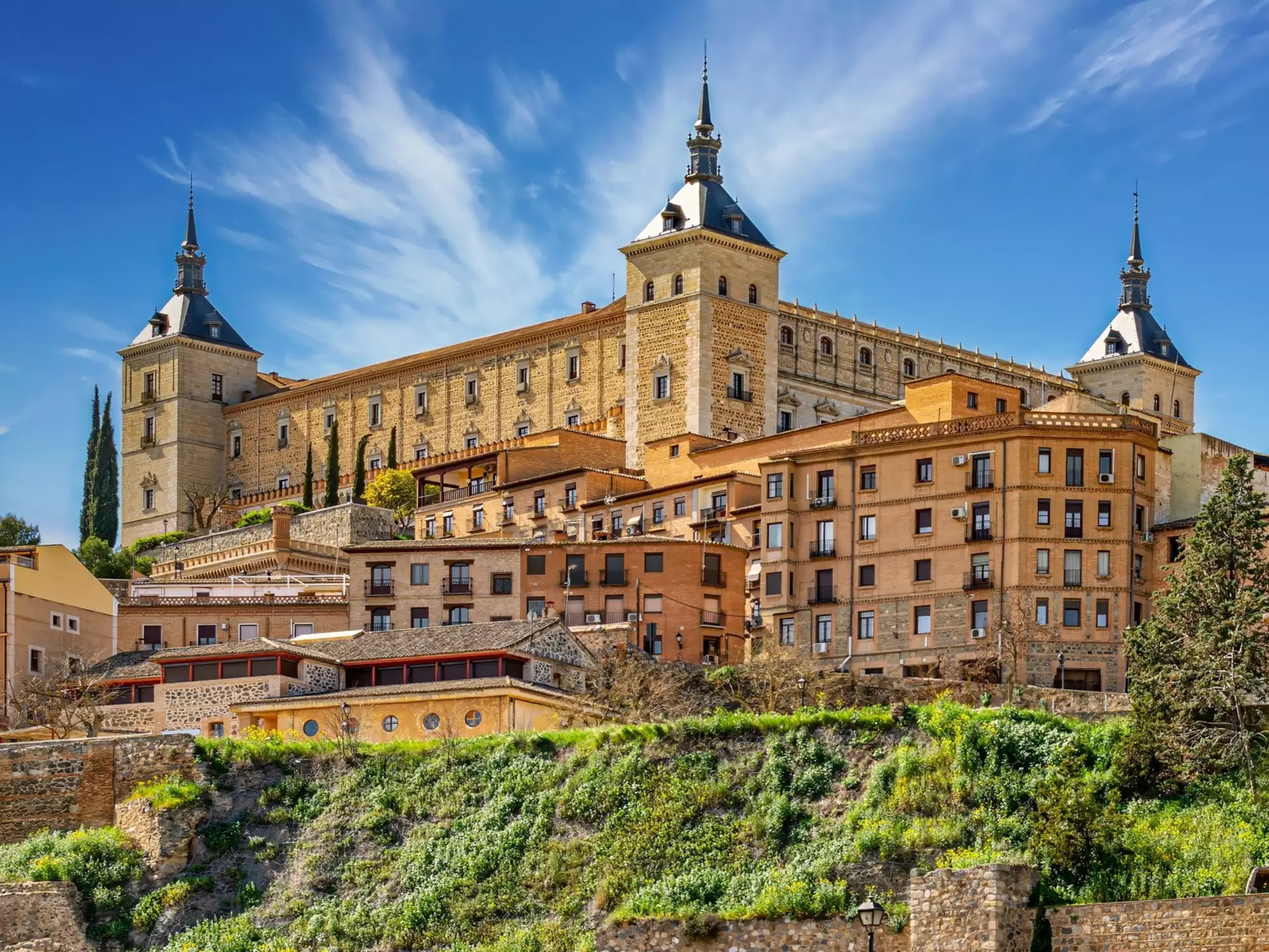 Toledo's hilltop Alcázar. waupee08/Shutterstock