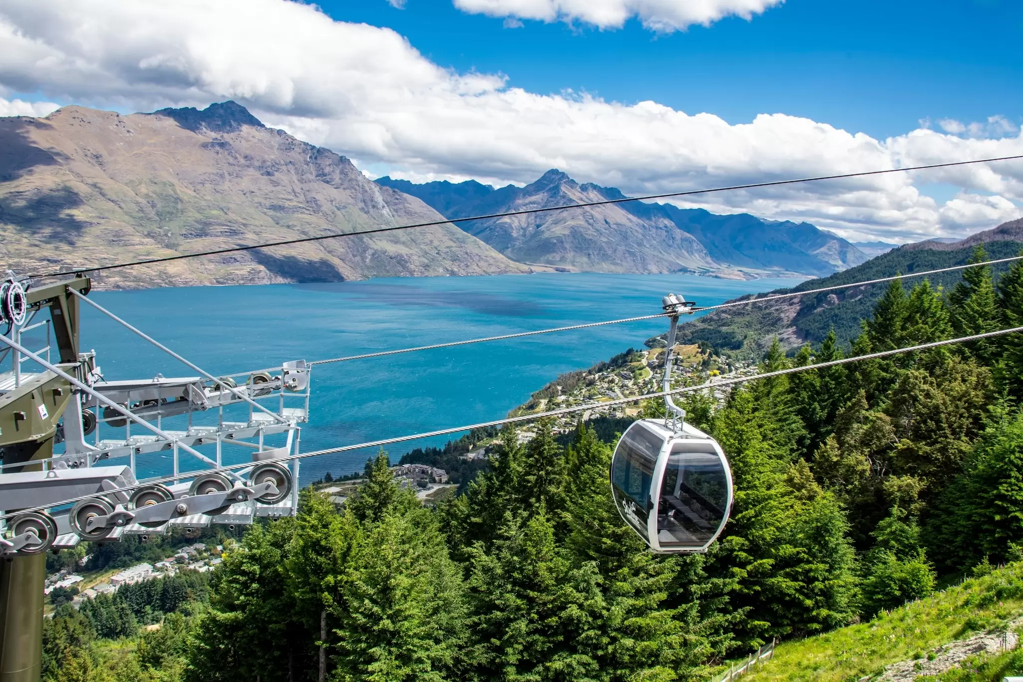 The Skyline Gondola in Queenstown, New Zealand. Danny Ye/Shutterstock