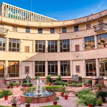  Interior courtyard of the National Museum of India in New Delhi which houses collection of artifacts of 5,000 years of Indian civilization, culture and history.