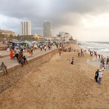 Beach crowd