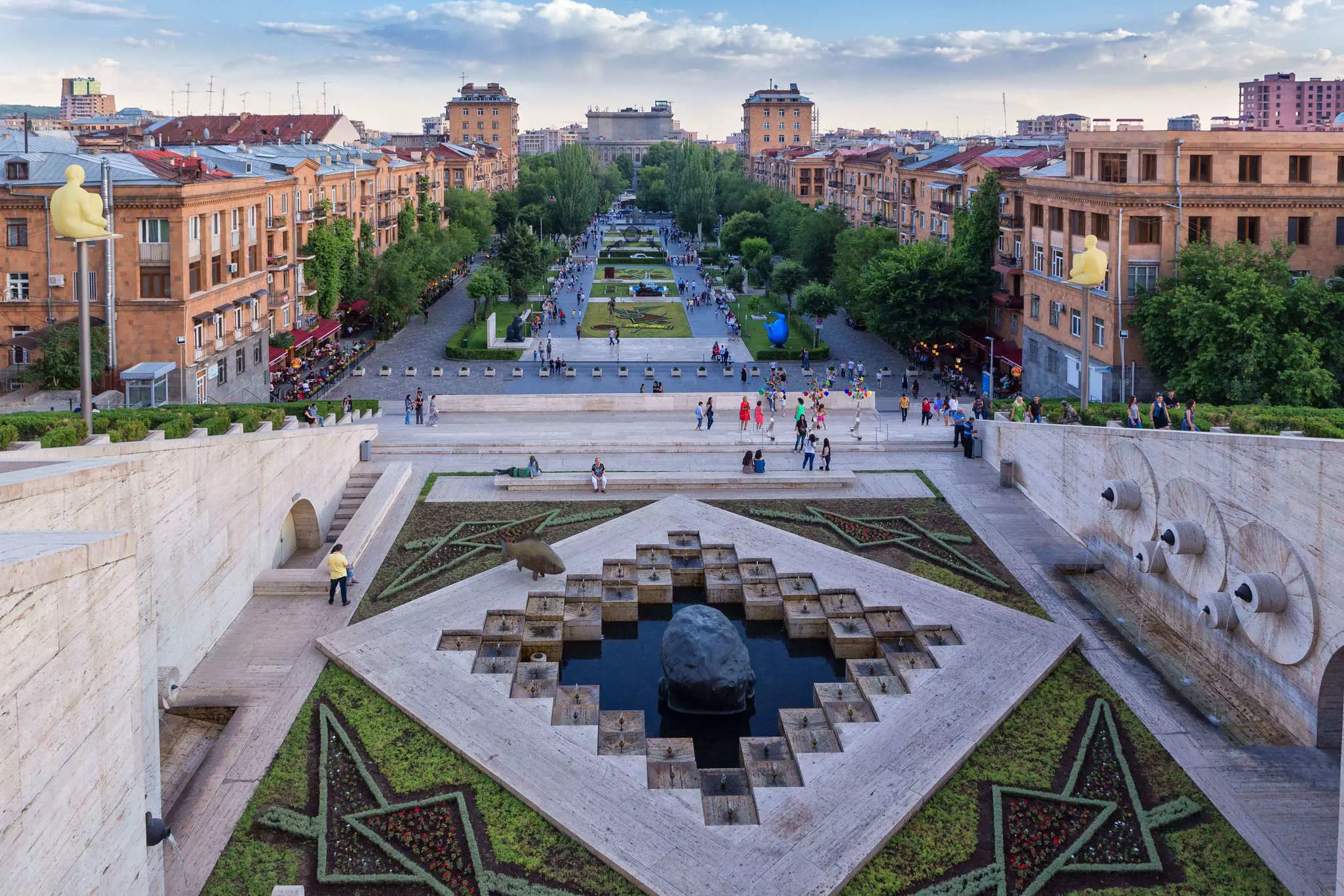 The view from the Alexander Tamanyan–designed Cascade complex. Damian Pankowiec / Shutterstock