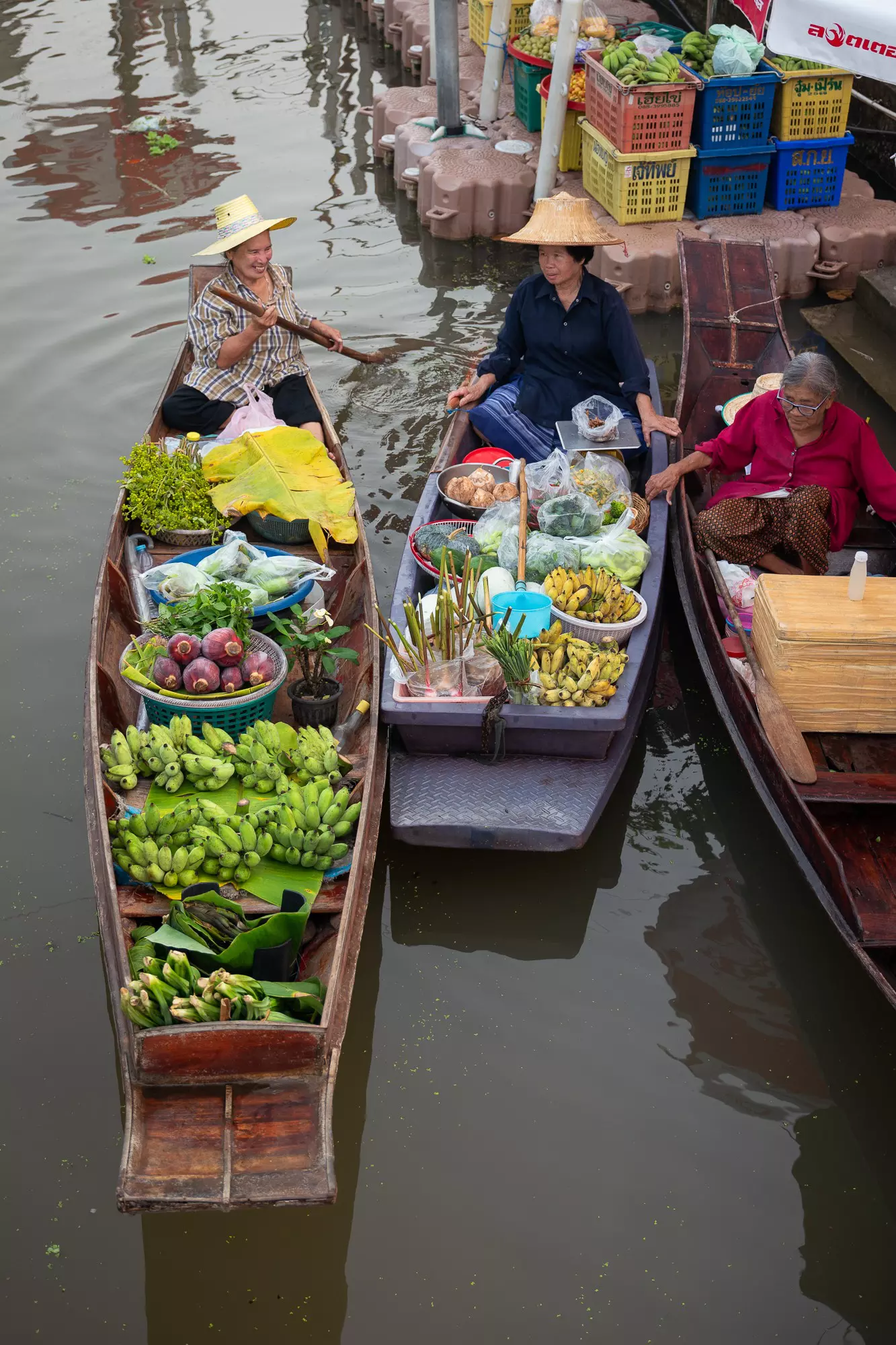 SAMUT SONGKHRAM, THAILAND. OCTOBER 2024.