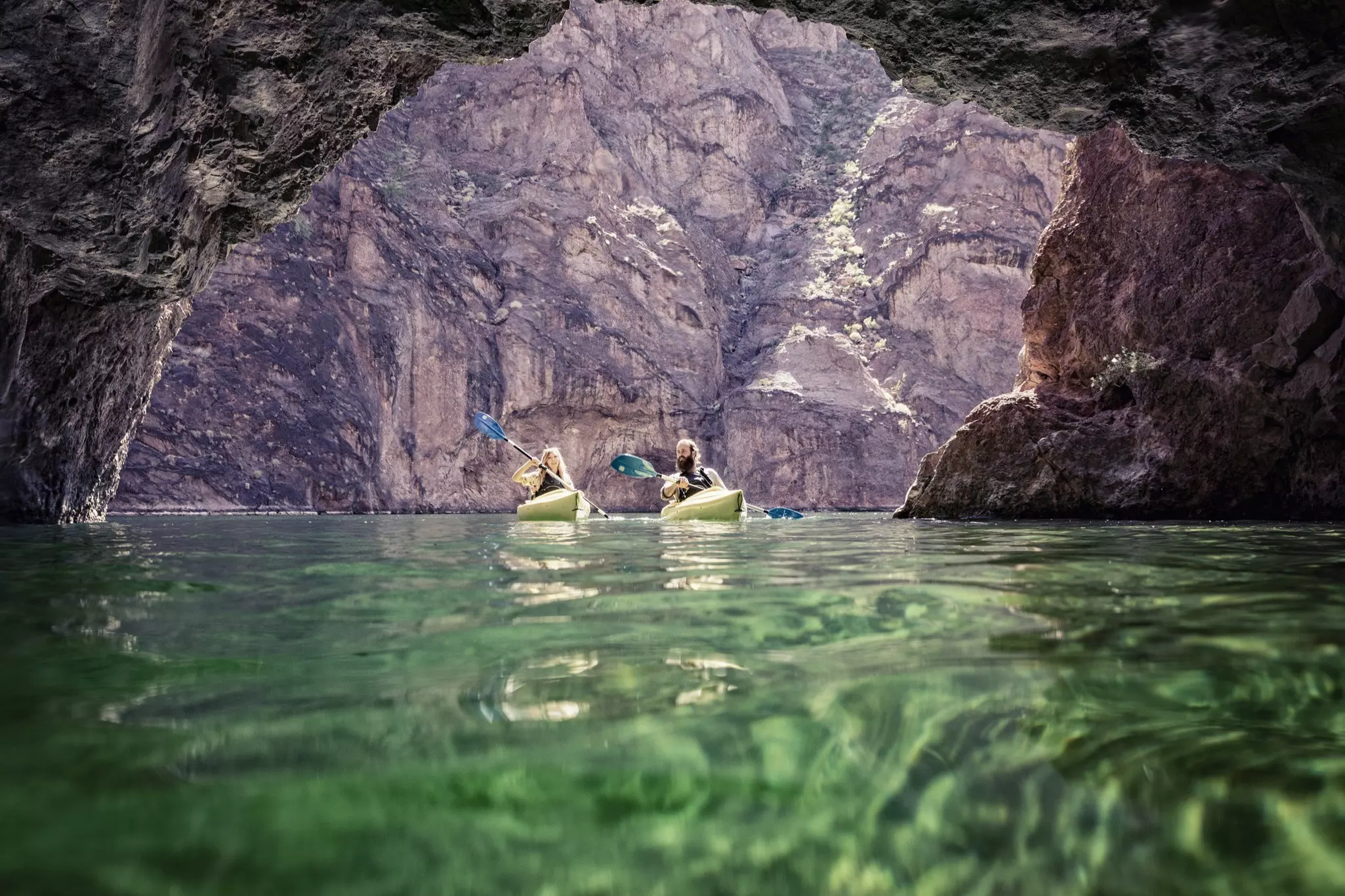 One of the most popular spots to visit on the Black Canyon National Water Trail is Emerald Cave © Rob Adamo (Radamo Productions) / Courtesy of Travel Nevada