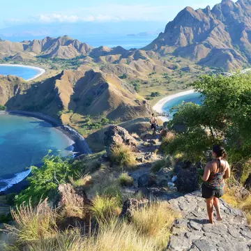 Here's where to go for a once-in-a-lifetime hike in one of Indonesia's 50-plus national parks. mundosemfim/Shutterstock