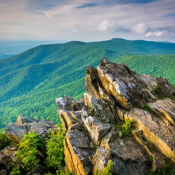 View of the Blue Ridge Mountains from Hawksbill Summit, in Shenandoah National Park, Virginia.