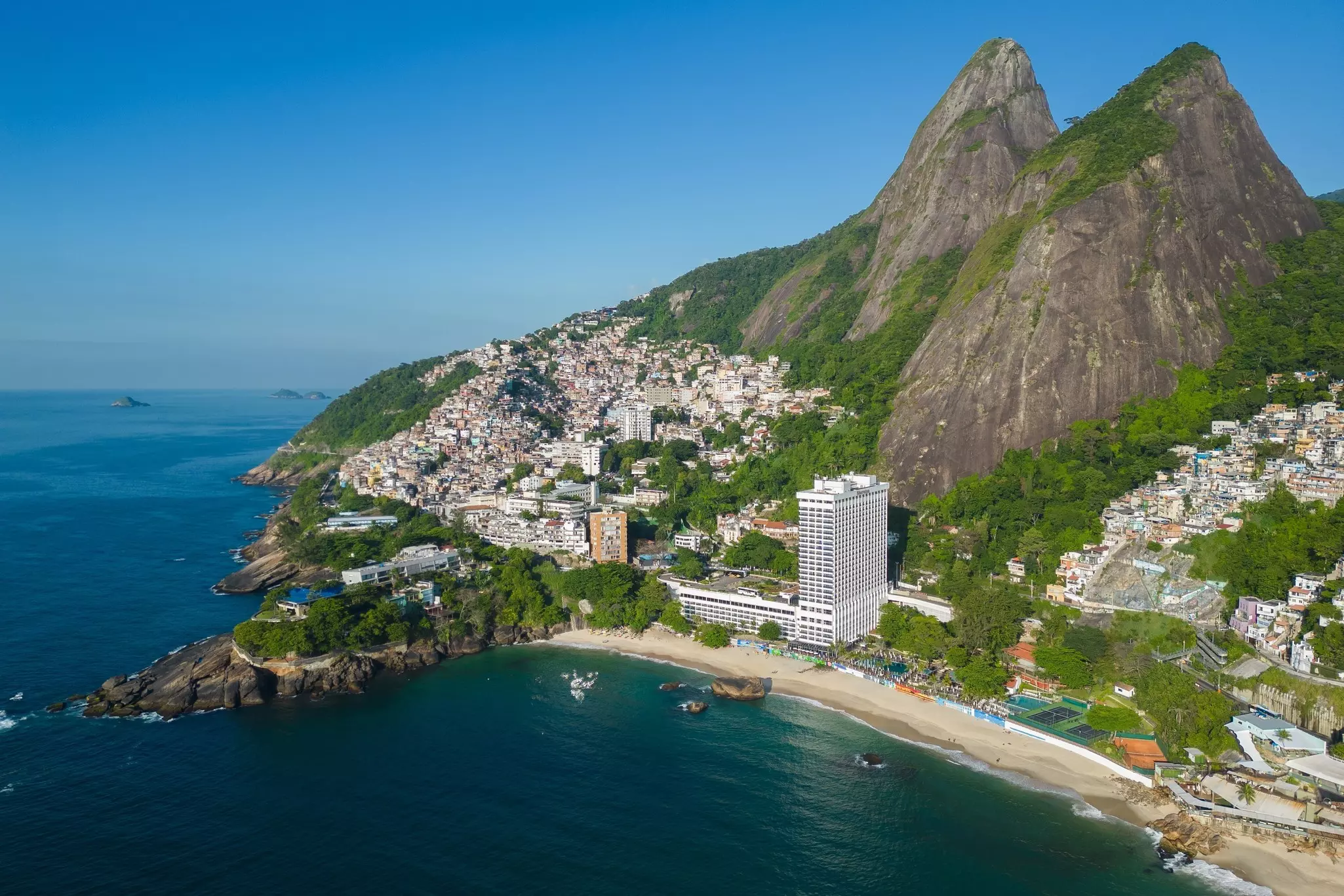 Vidigal's block houses creep up the side of the iconic Dois Irmãos mountain © Donatas Dabravolskas / Shutterstock