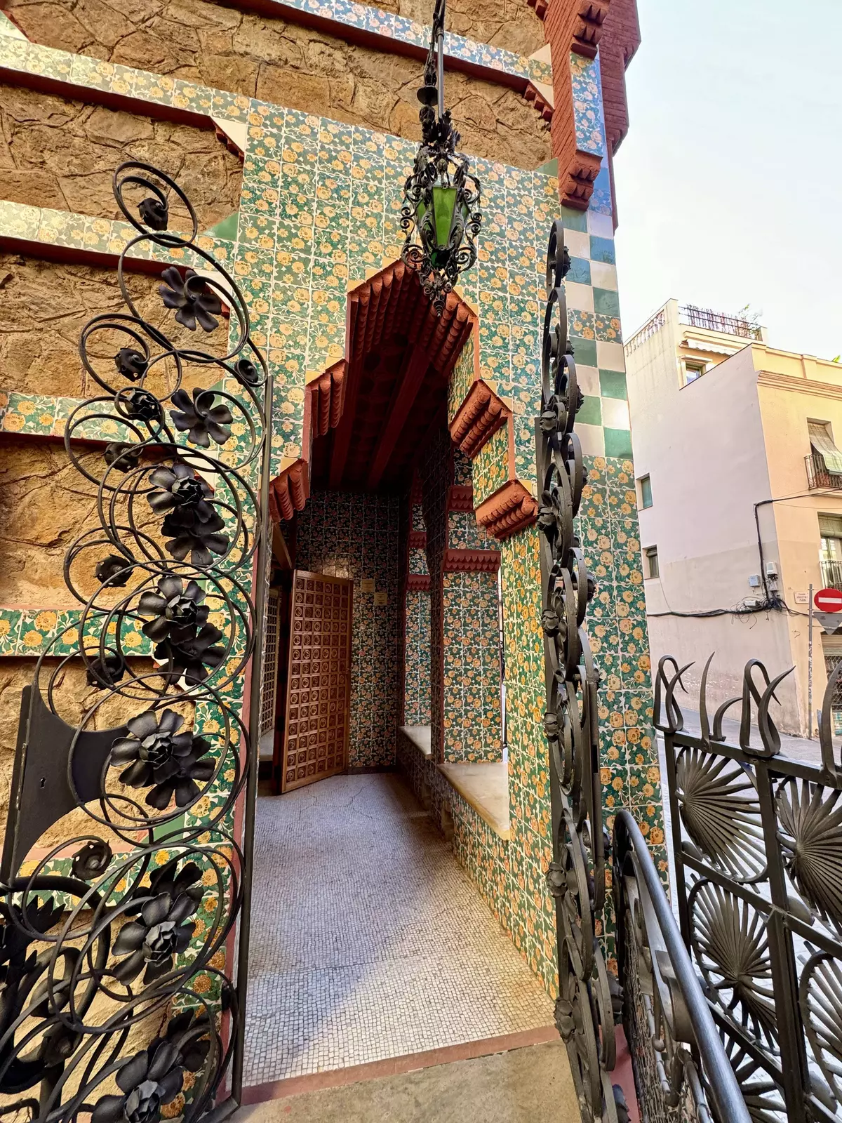 The design of Casa Vicens showcases a blend of Moorish, Gothic, and Spanish Romanesque architectural influences, reflecting Gaudí's eclectic style.
