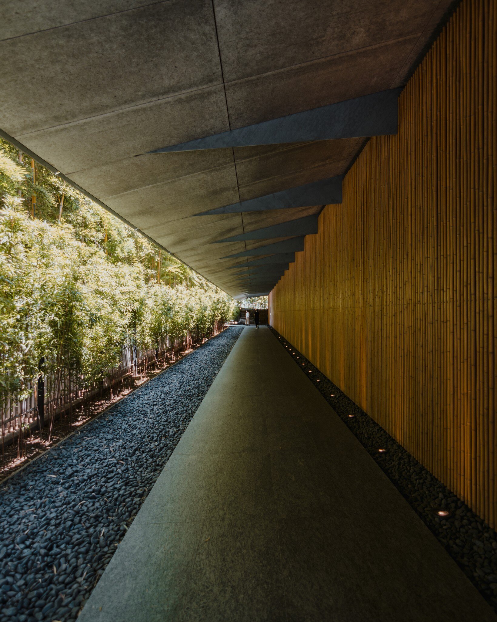 Nezu Museum (Tokyo), Japan – June 12th 2024: Modern architecture by Kengo Kuma blends harmoniously with traditional Japanese art, creating a serene contrast of form and heritage., License Type: media, Download Time: 2025-12-19T12:21:14.000Z, User: LP_YKhanna, Editorial: false, purchase_order: 65050 - Digital Destinations and Articles, job: LP, client: App Content, other: Yuvraj Khanna