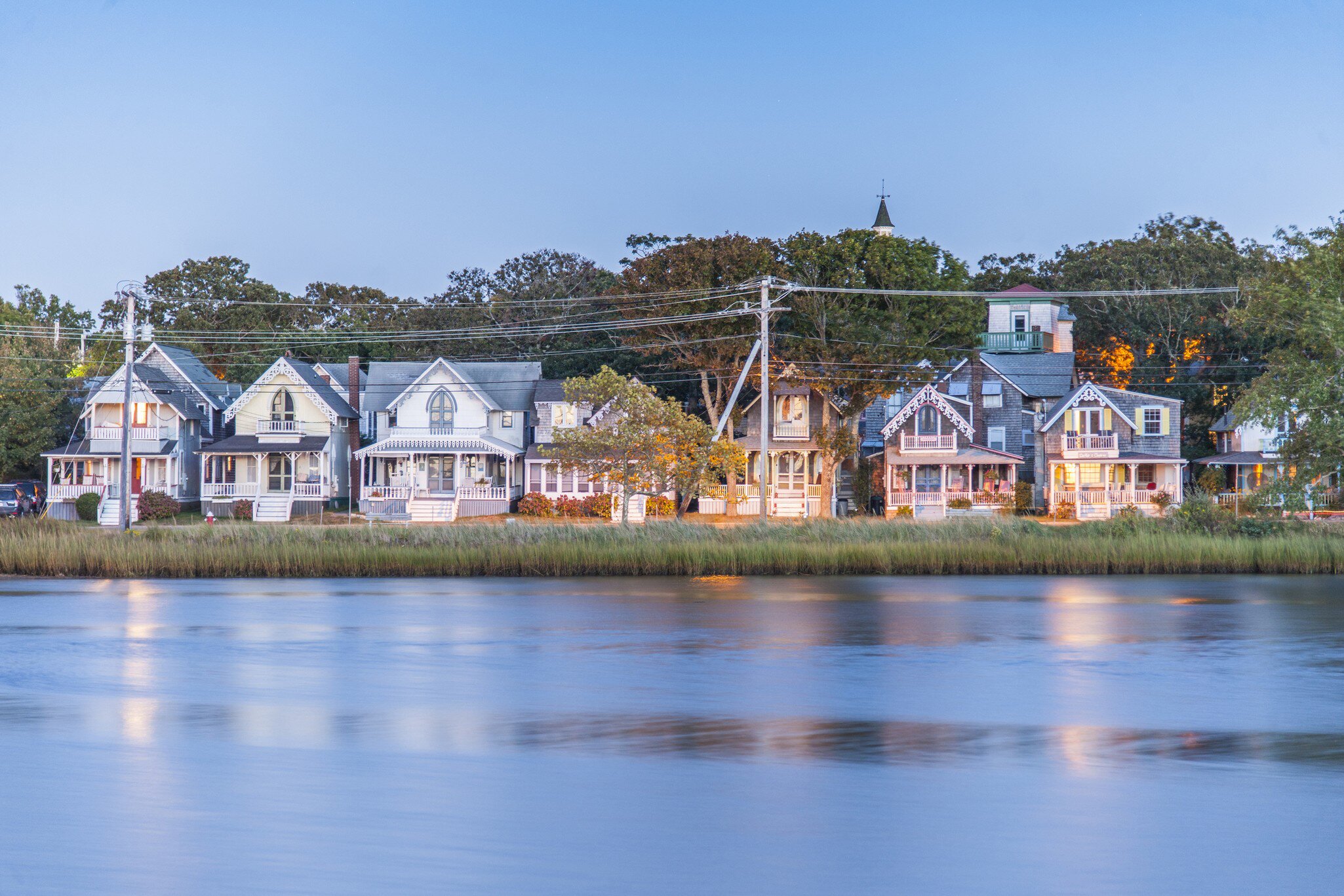 USA, Massachusetts, Martha's Vineyard . Ancient houses at Oak Bluff
860598742