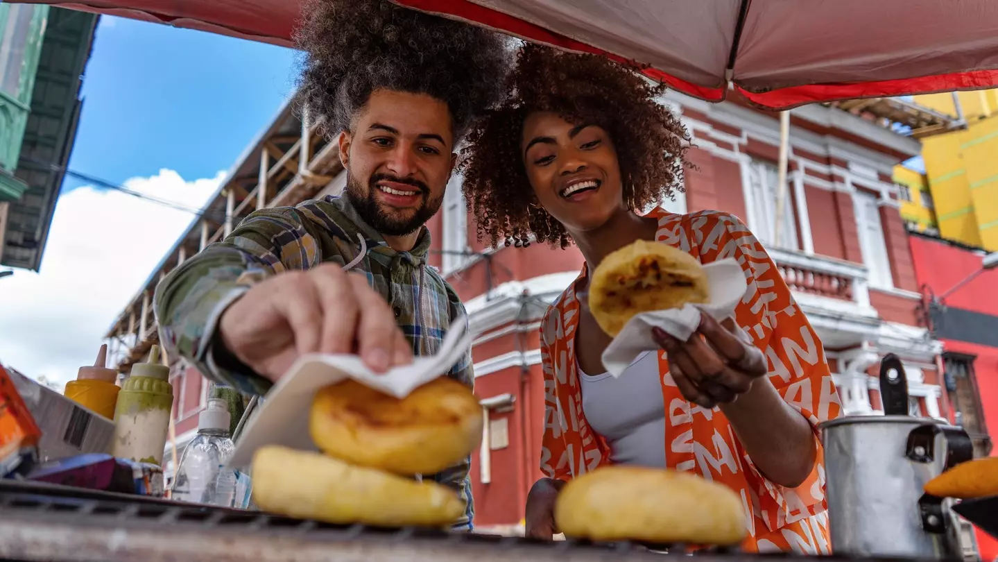 Taste the best flavors of Colombia with this guide to the country's top dishes © RECVISUAL / Getty Images