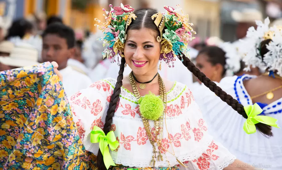A young woman participating in the 1000 Polleras Parade, Las Tablas, Panama.