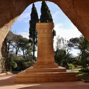 The tomb of Giacomo Leopardi in Parco Vergiliano in Naples, Italy.