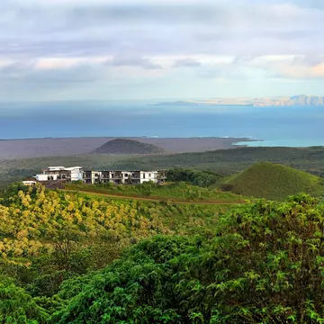 Pikaia Lodge and the sweeping scenery around it. Pikaia Lodge