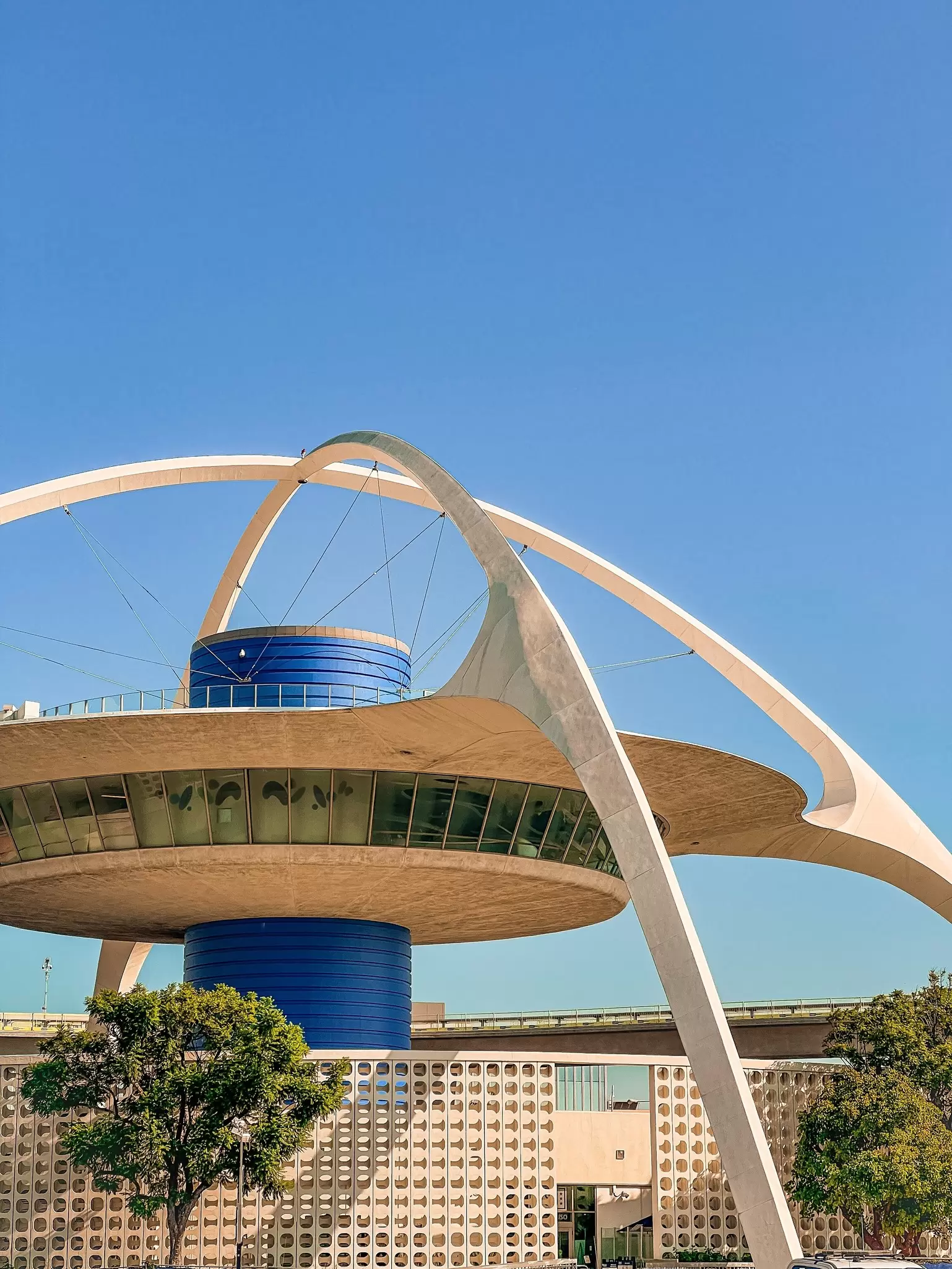 The Theme Building at Los Angeles International Airport (LAX). 
