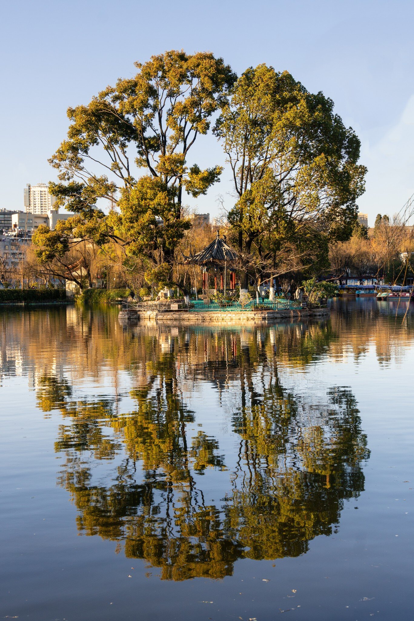 GettyImages-1130027721.jpg
Green lake park in Kunming, Yunnan