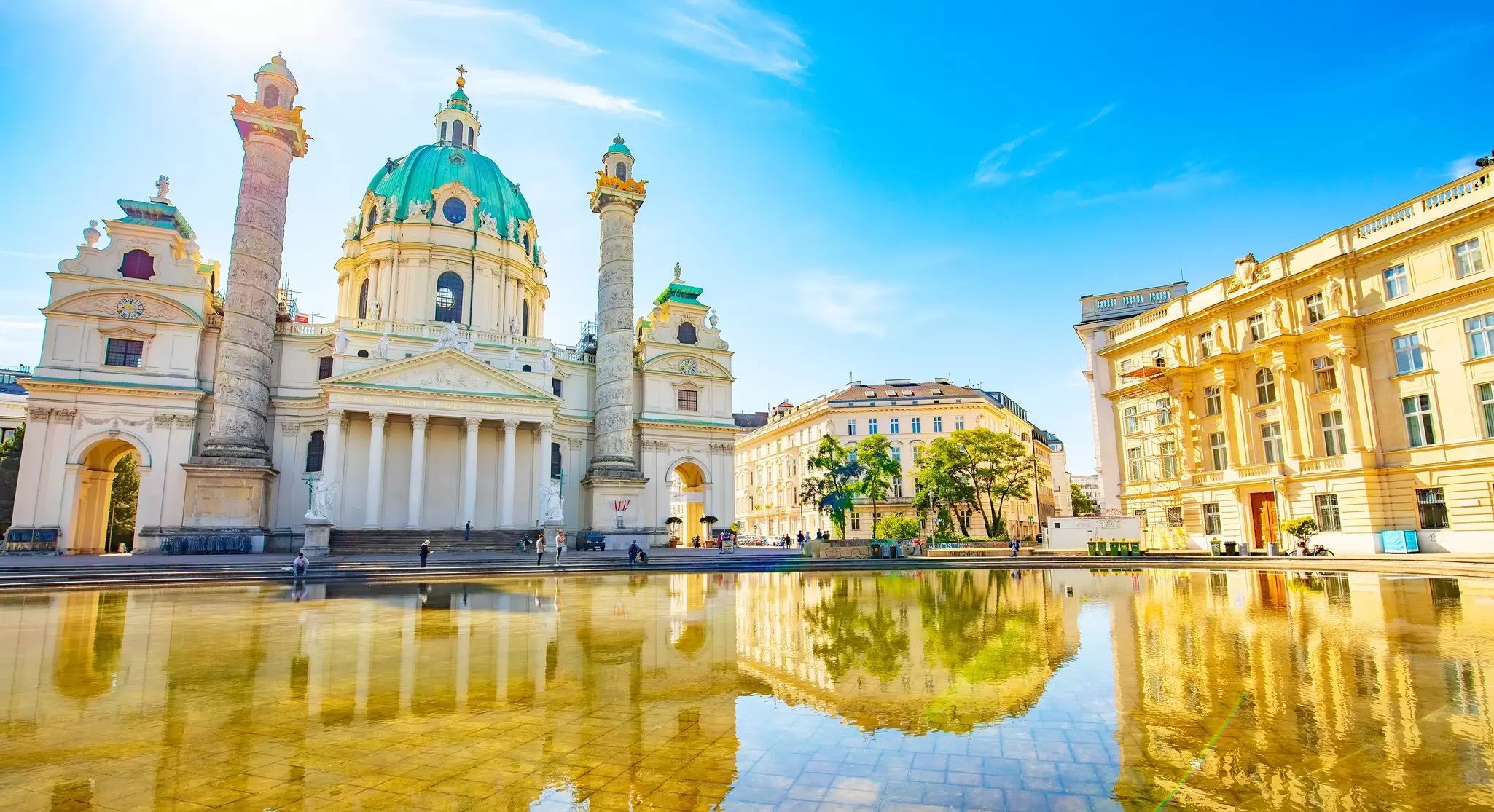 Explore Vienna one neighborhood at a time with this guide. arcady_31 / Getty Images